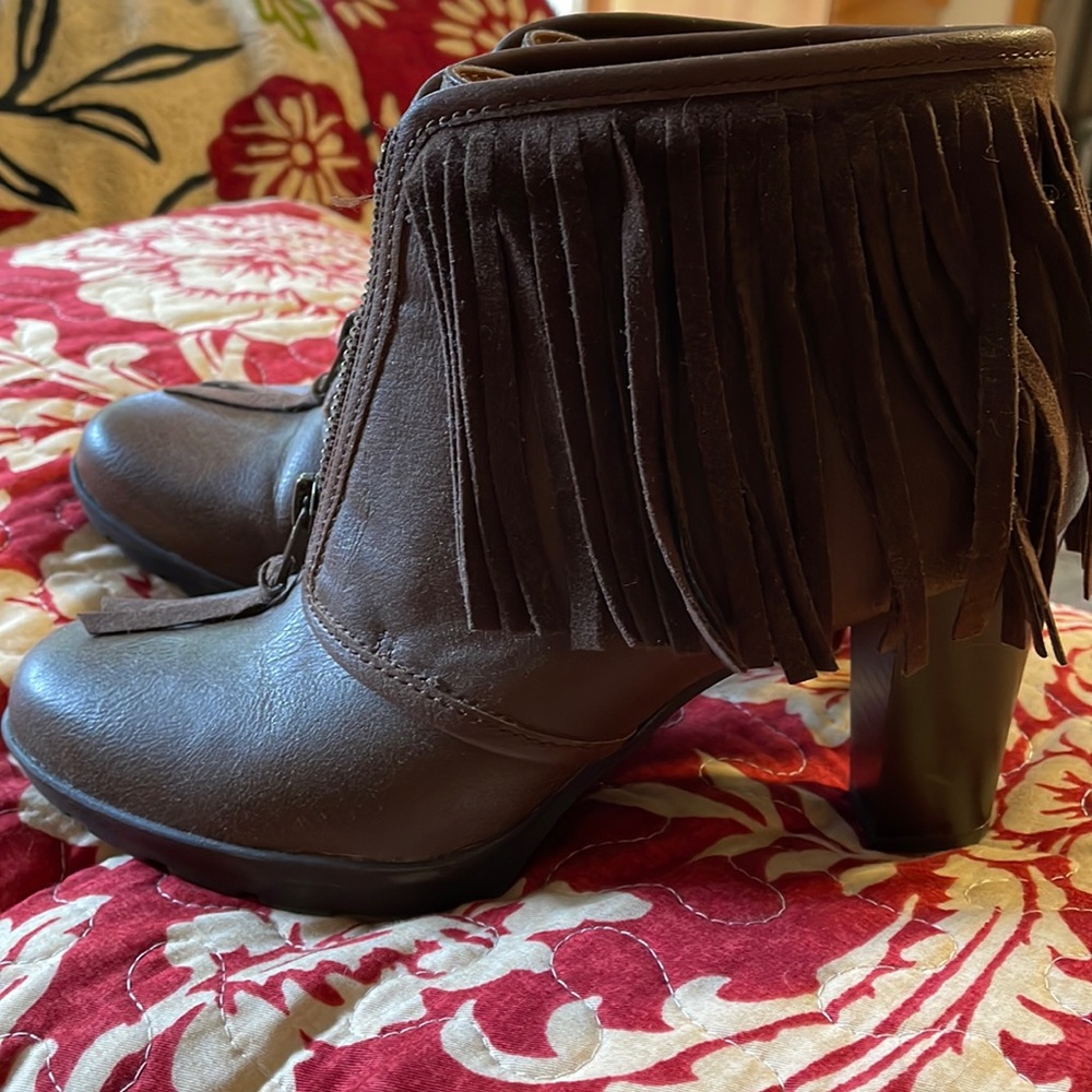 American living fringe booties